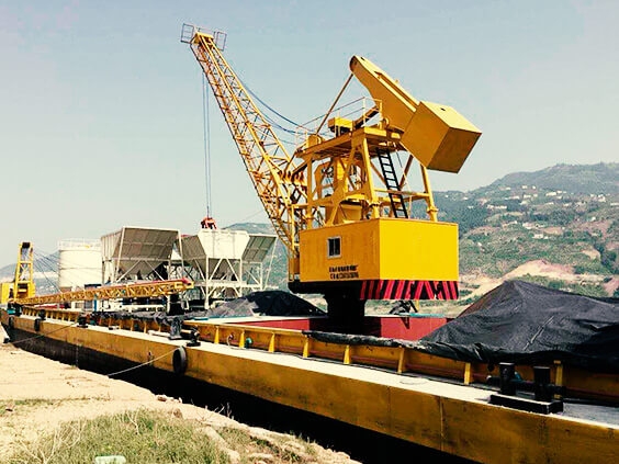 Barge-Mounted Concrete Batching Plant In YiChang, China